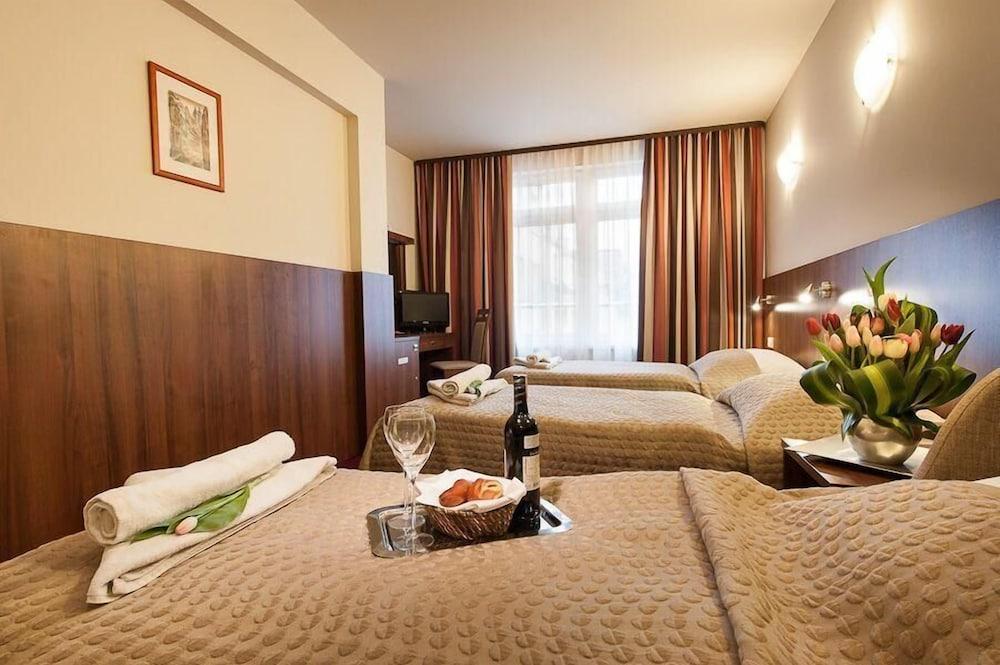 Hotel Alexander 3*