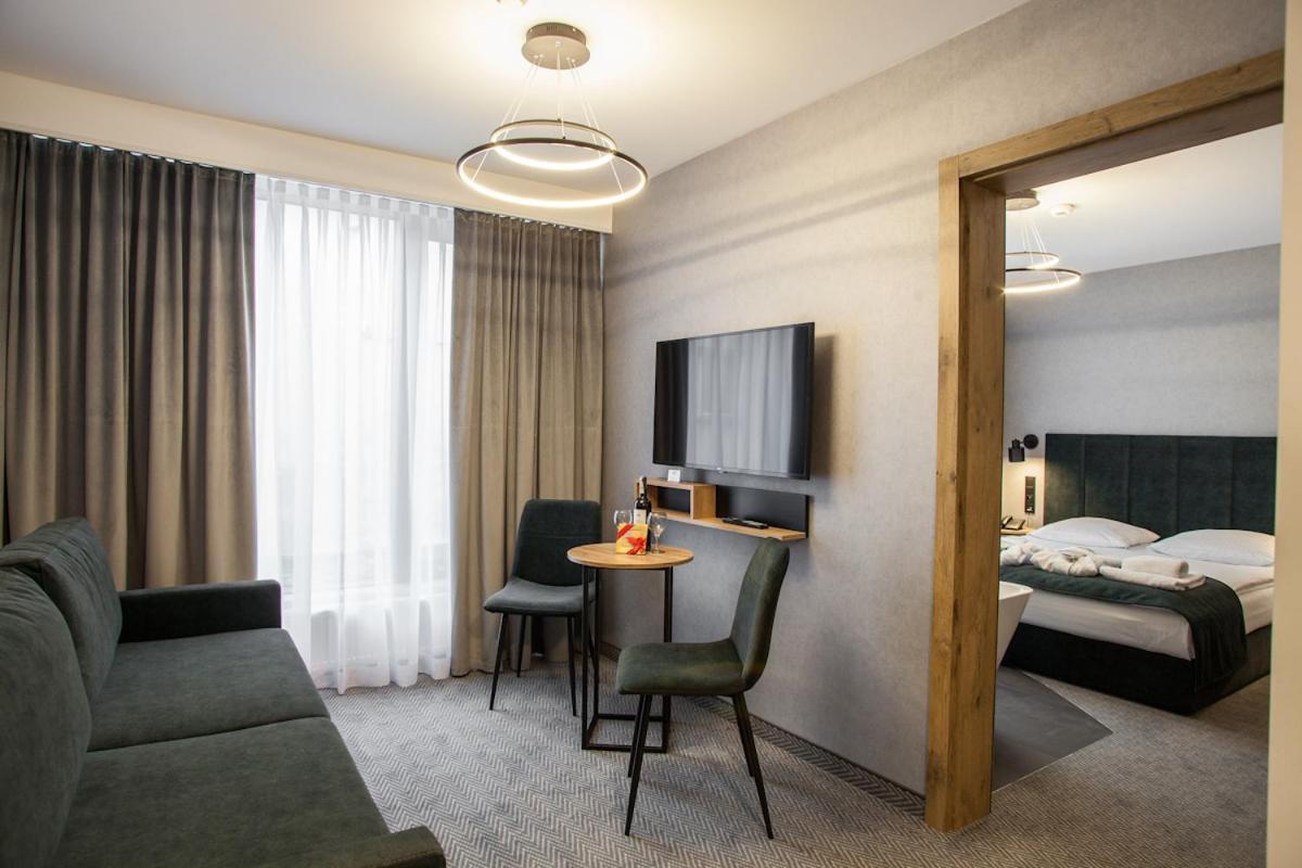 Alexander Hotel 3*