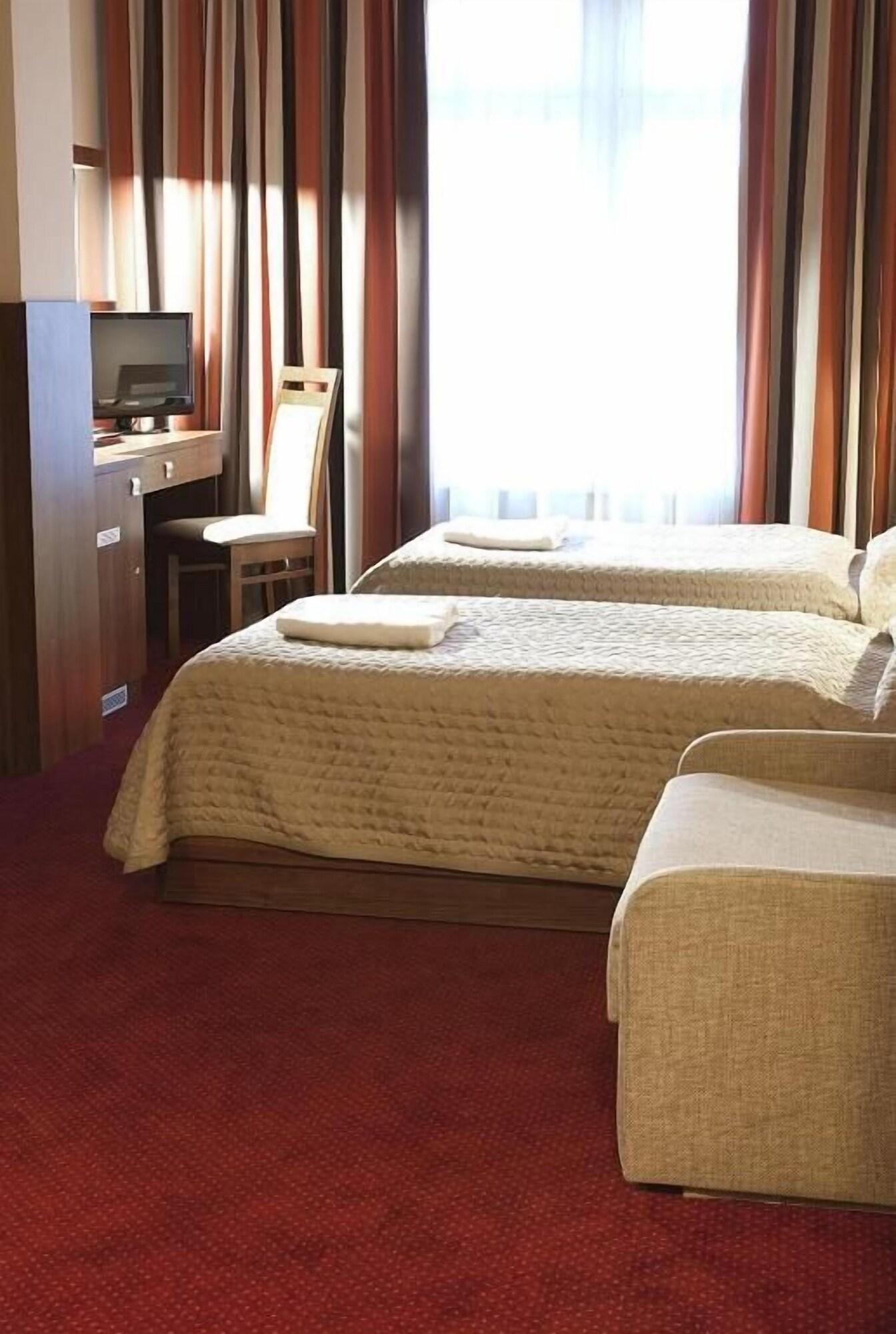 Hotel Alexander 3*